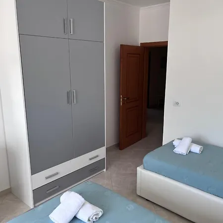 Apartamento Aos Përmet