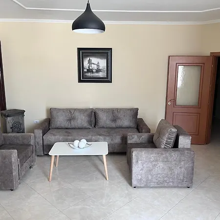 Aos Apartamento Përmet